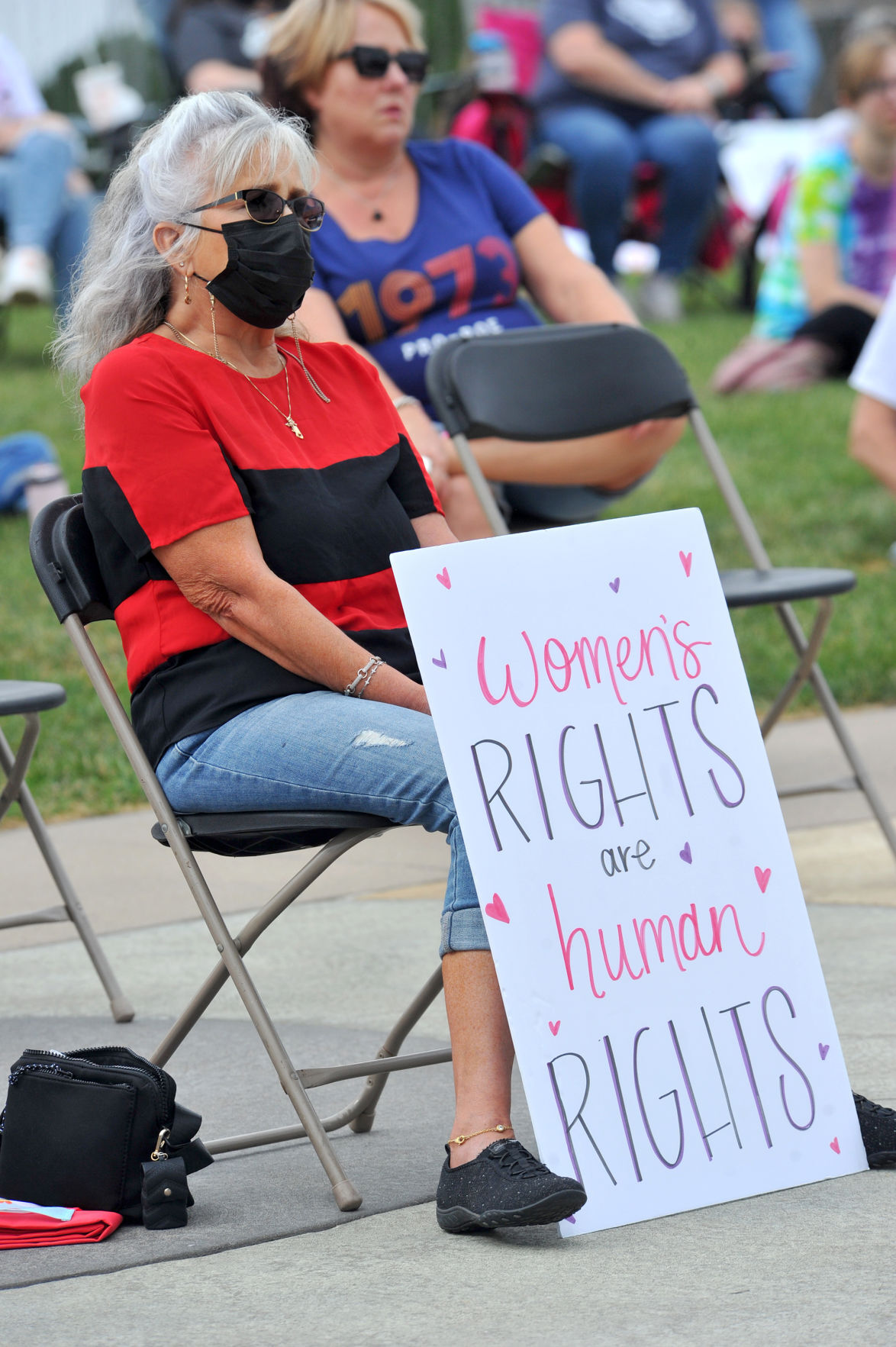 100221-qc-nws-womensrally-104